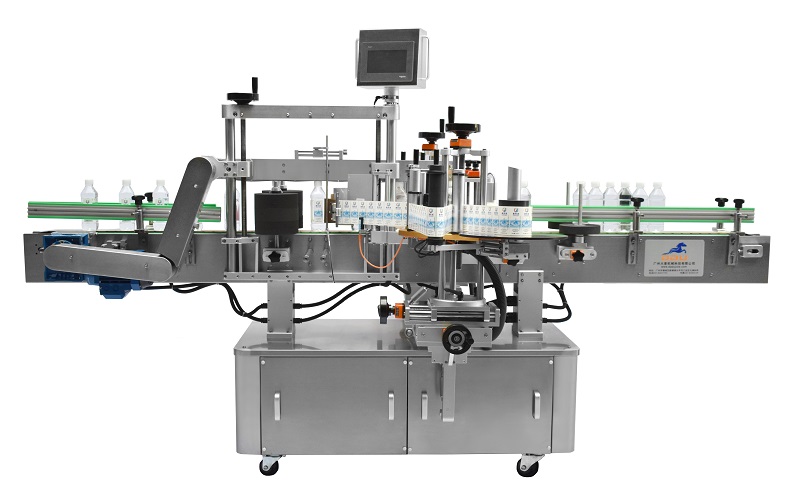 飲料瓶全自動貼標(biāo)機(jī)